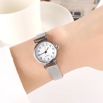 Модные кварцевые часы для женщин Роскошные женские часы Наручные часы с белым ремешком из нержавеющей стали Классические часы Ежедневные подарки