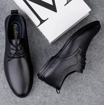 Модная мужская обувь из натуральной кожи, трендовые универсальные модельные туфли, Мужская дышащая повседневная обувь, Британская черная деловая мужская обувь