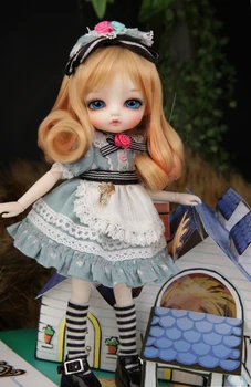 Кукла BJD 1/8 Алиса со специальными глазами без овец.