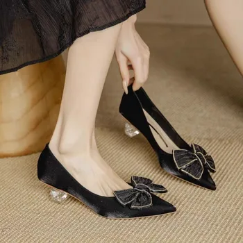 Женские весенние туфли на высоком каблуке с кристаллами, новый французский бант, маленькие, с не уставшими ногами, заостренные, с платьем, тонкие туфли, Обувь для женщин