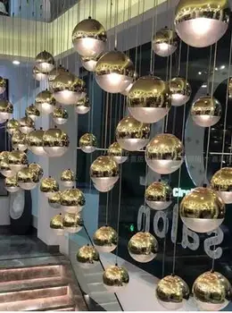 Постмодернистская минималистичная кофейня в скандинавском стиле с пузырьковым стеклом серебряное зеркало с гальваническим покрытием сферическая люстра из золотого стекла