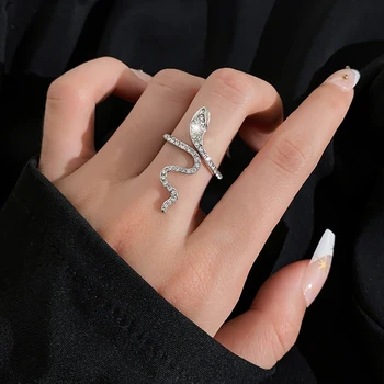 Кольцо в форме змеи в стиле IPARAM в стиле панк, регулируемые кольца с животными для женщин, модные для девочек, блестящие кольца со стразами и цирконием, украшения для вечеринок, подарки